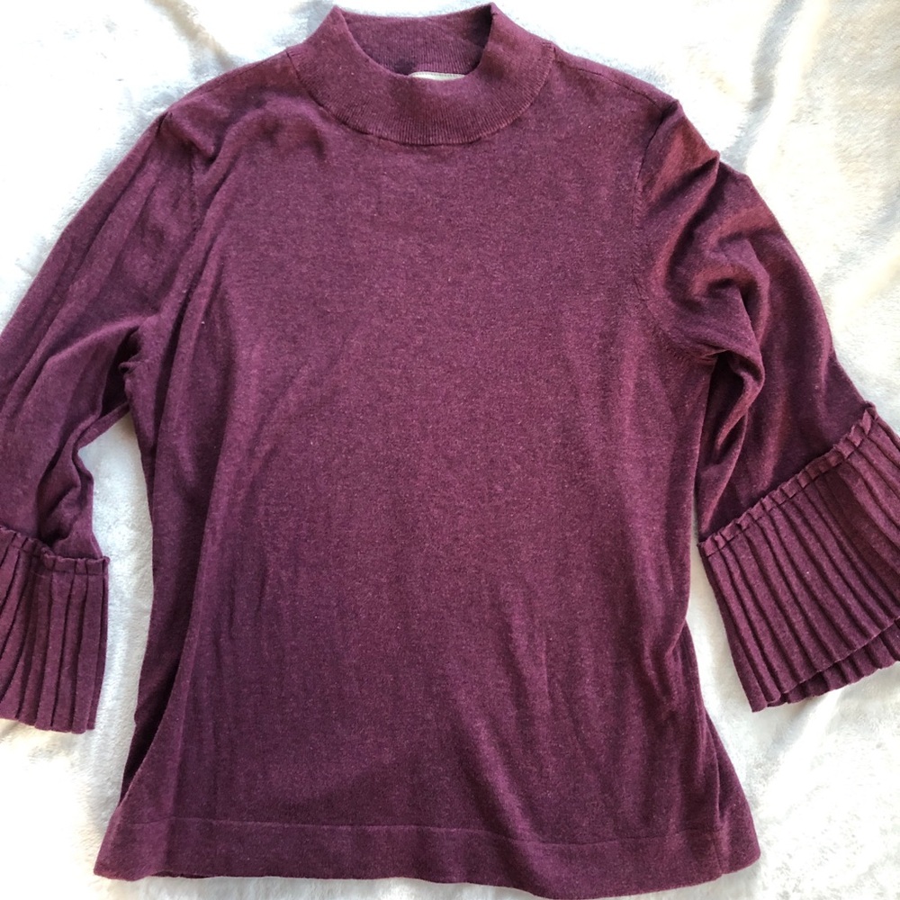 NWT Loft sweater Size L